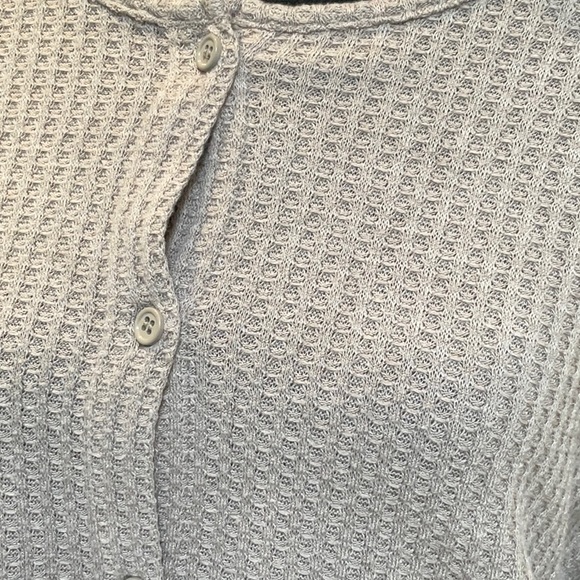 Dazy waffle knit buttoned cardigan🦜 - Picture 2 of 4